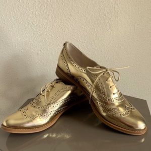 Gold Brogue Loafers. Size 9.